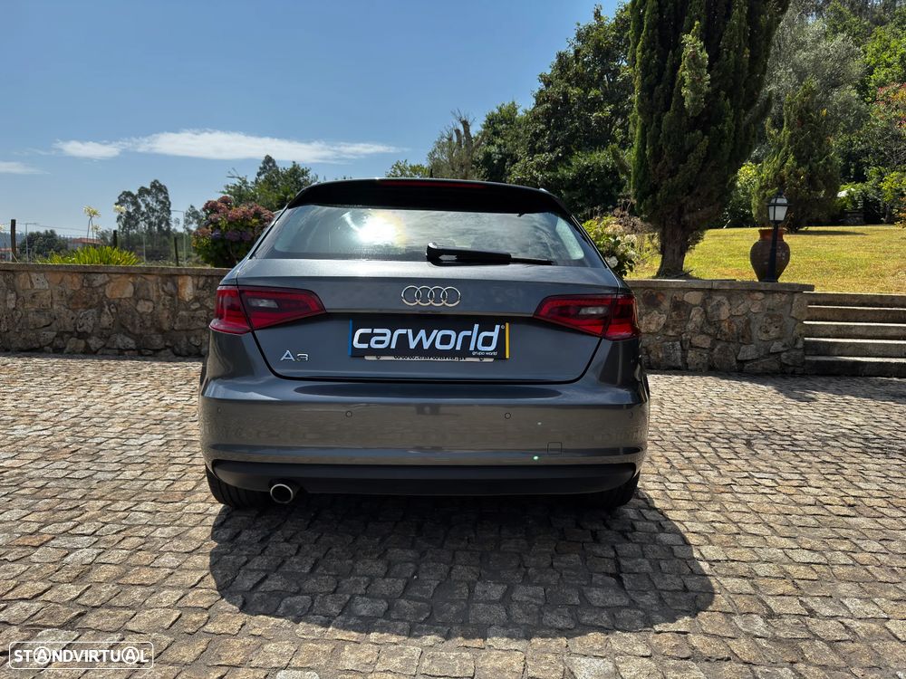 Audi A3 Sportback 1.6 TDI DPF S line Sport Pack - 9