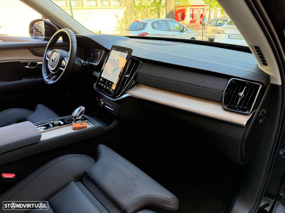 Volvo XC 90 T8 AWD Ultra Black Edition - 15