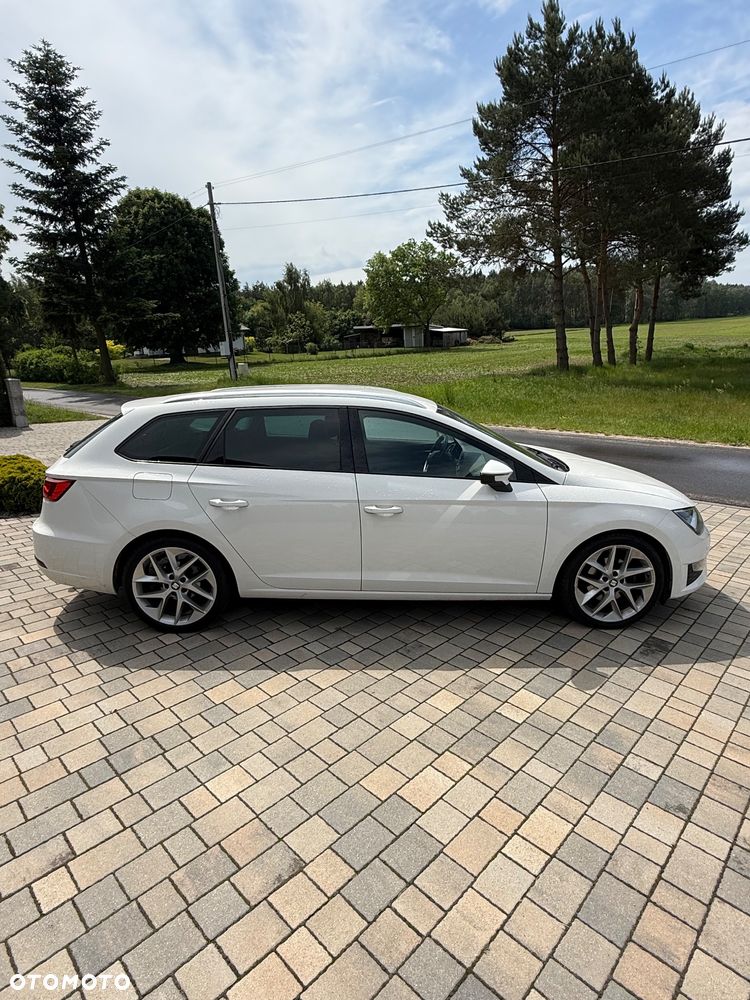 Seat Leon 2.0 TDI DPF DSG FR - 4