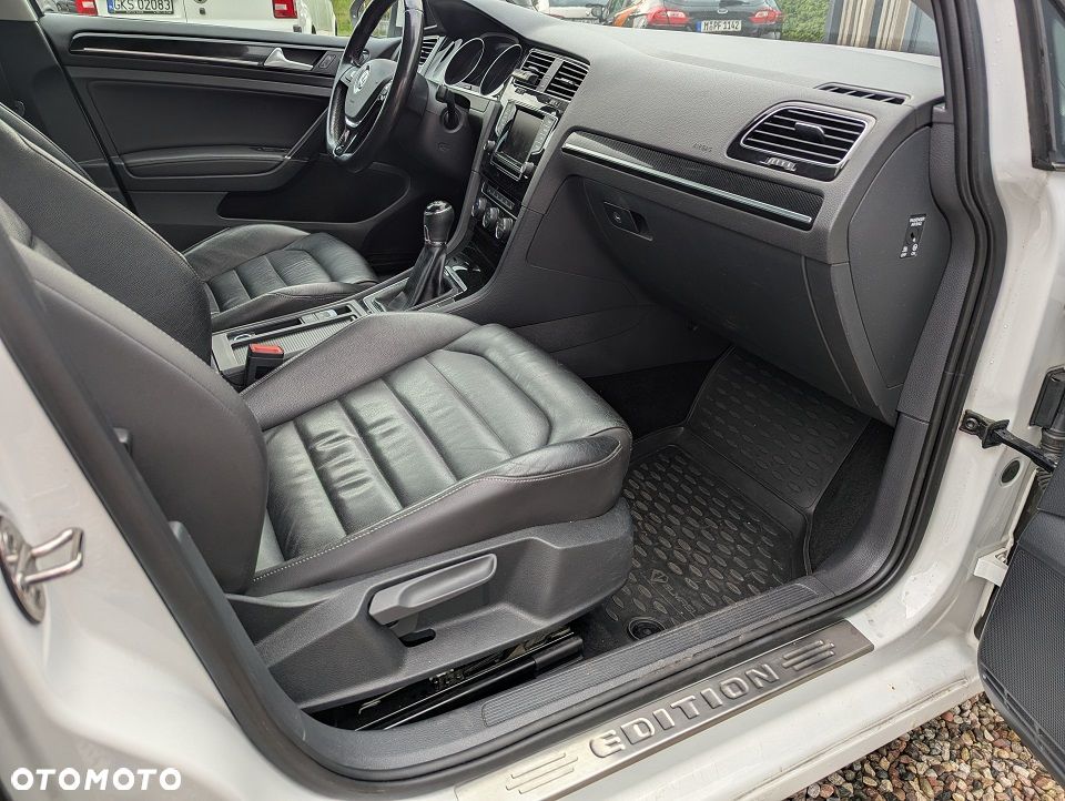 Volkswagen Golf Variant 2.0 TDI 4Motion (BlueMotion Tech) Highline - 25