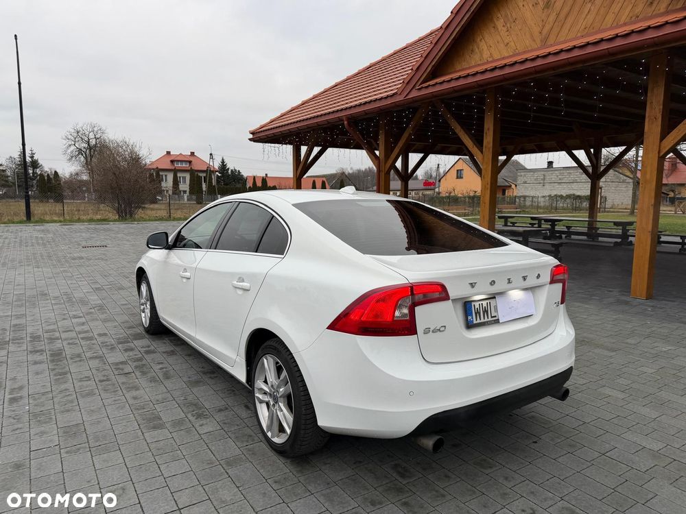 Volvo S60 2.5 T5 - 2
