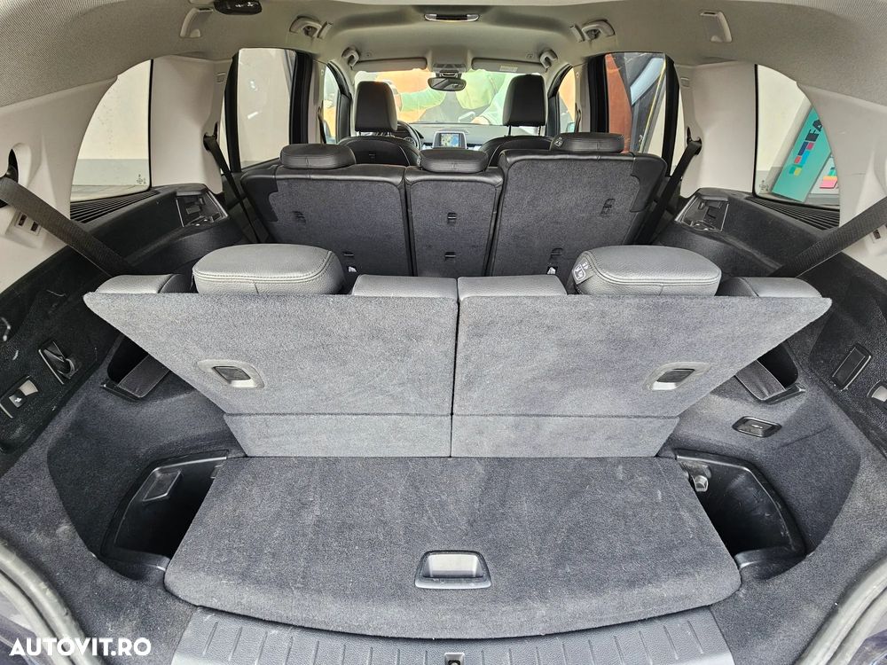 BMW Seria 2 218d xDrive Aut. Advantage - 9