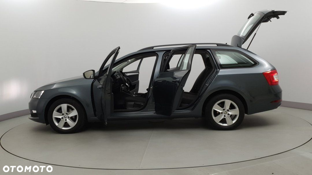 Skoda Octavia - 10