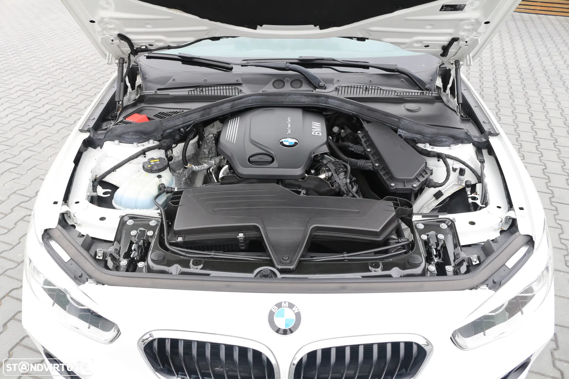 BMW 118 d Pack M - 33