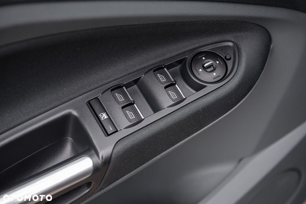 Ford C-MAX - 17