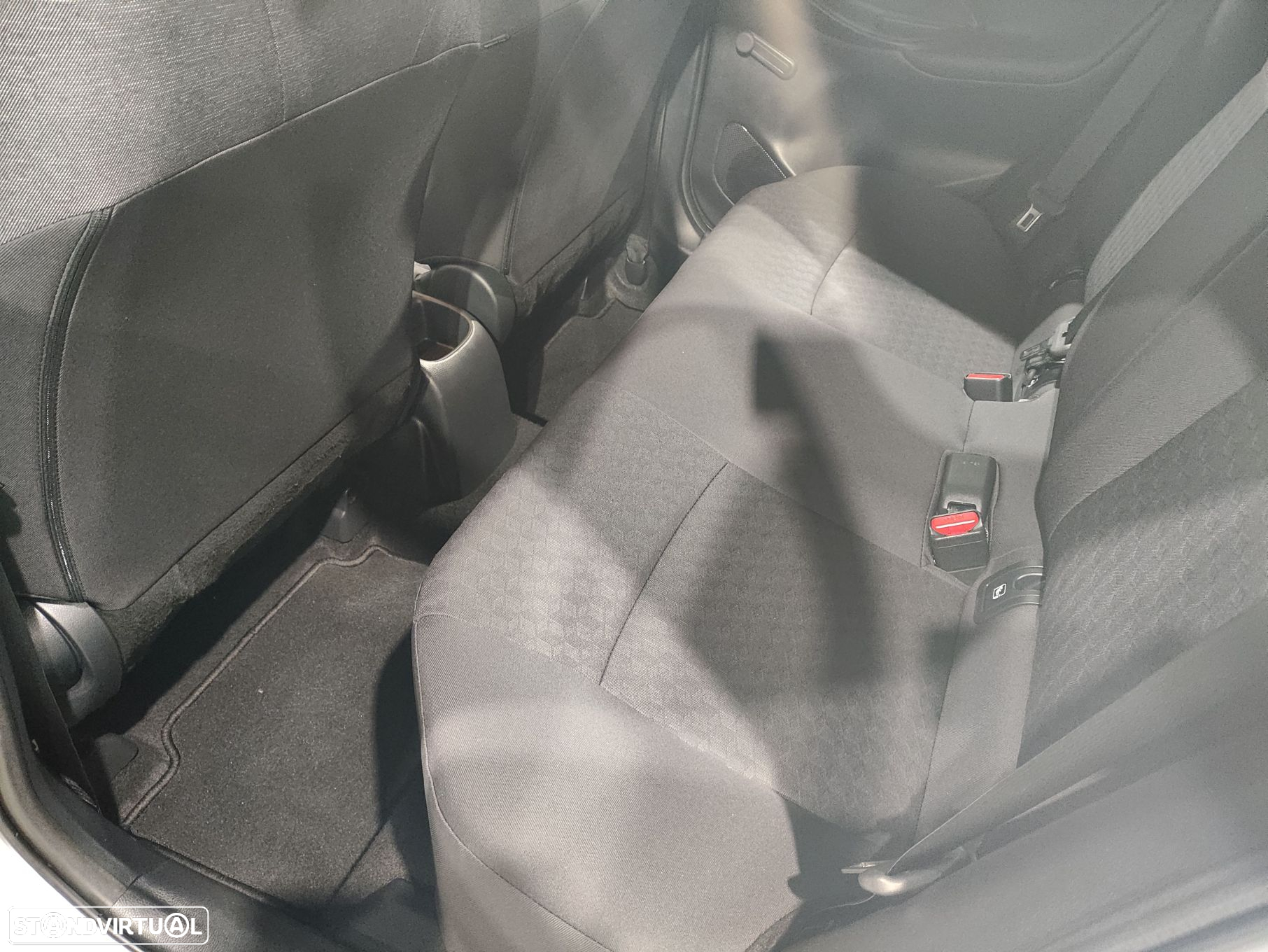 Toyota Yaris 1.0 VVT-i Comfort Plus - 19