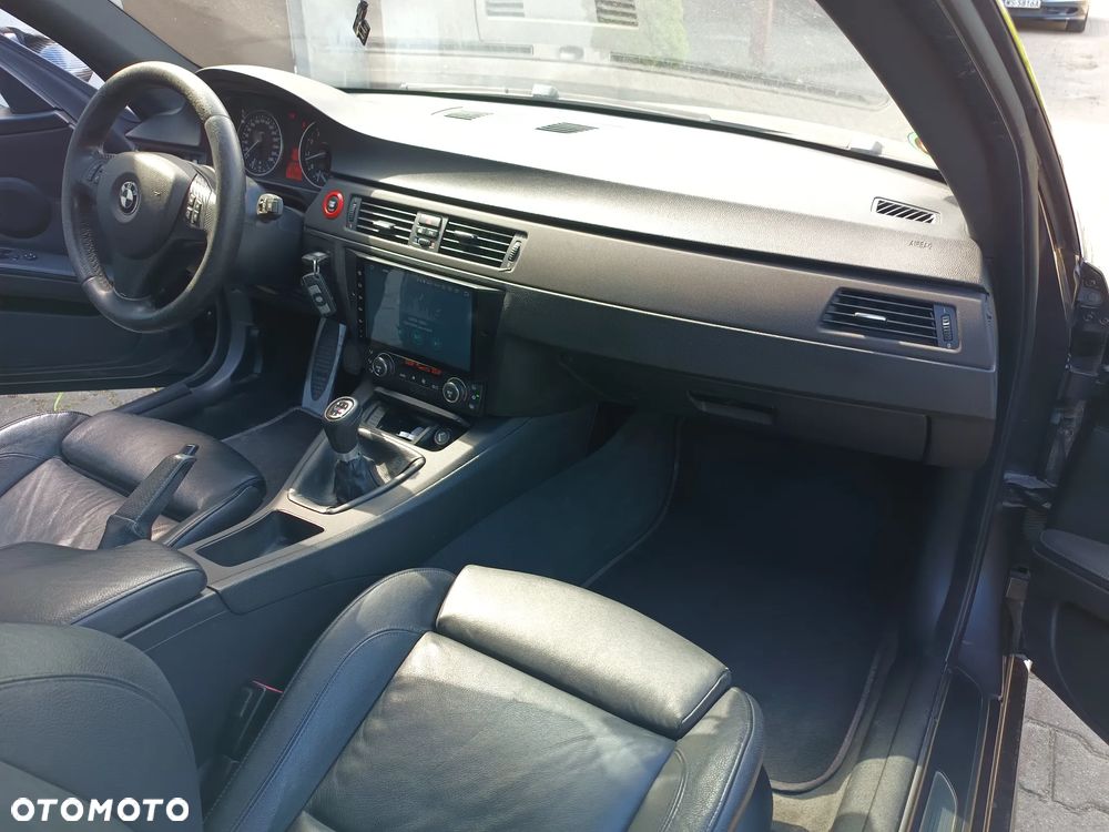 BMW Seria 3 325i - 10