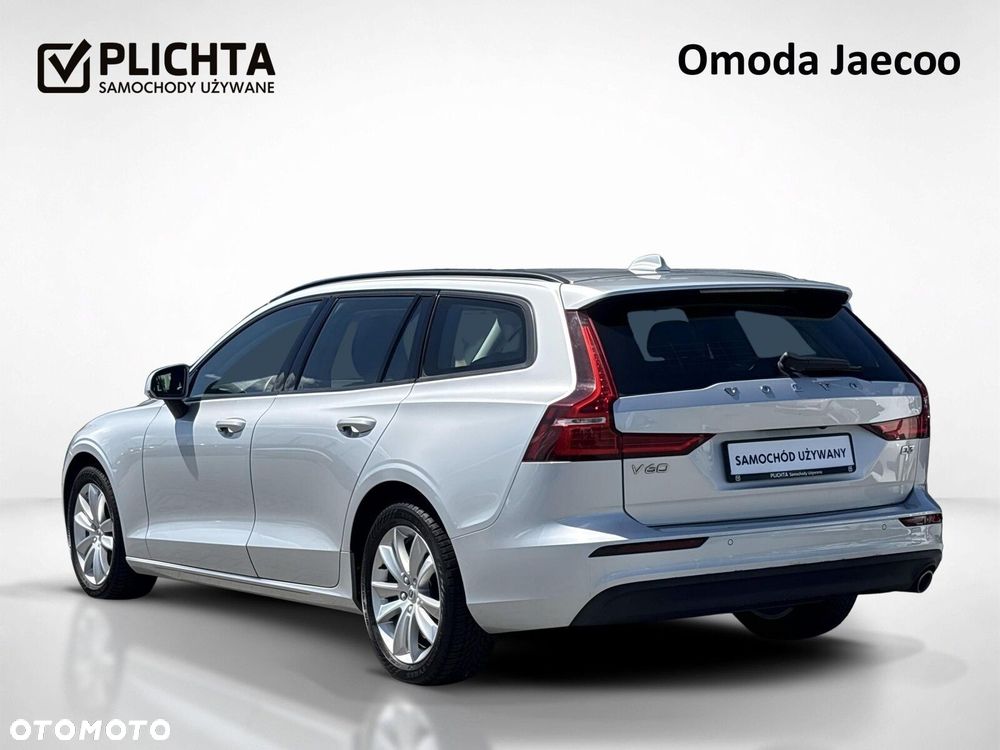 Volvo V60 D3 Momentum Pro - 4