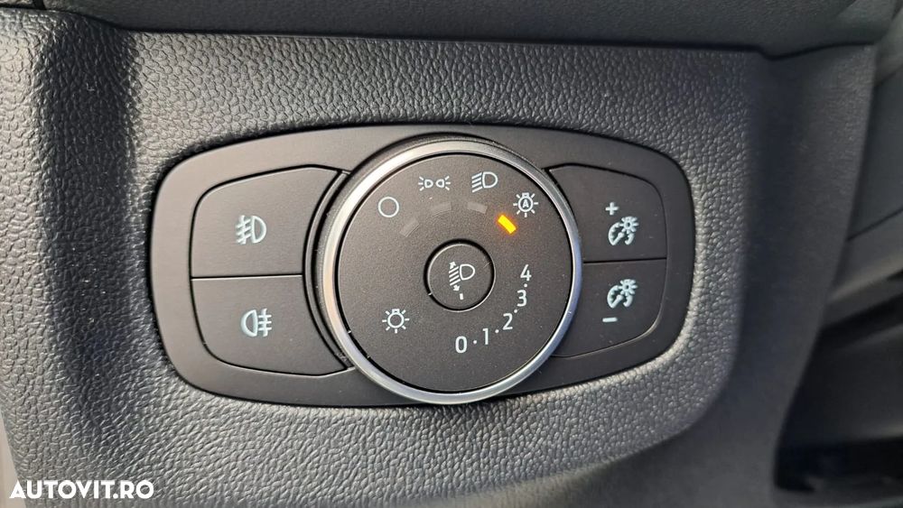 Ford NEW E-TRANSIT COURIER - 41