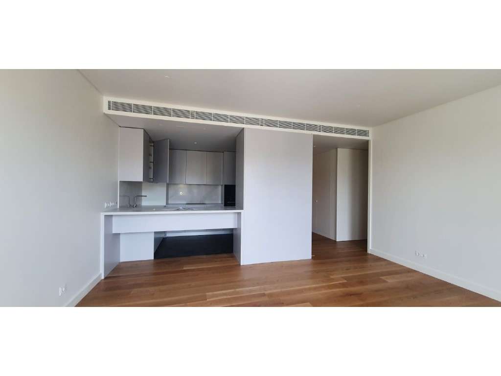 Apartamento NOVO no 4.º andar, inserido em prédio moderno, com exce... - Grande imagem: 3/17