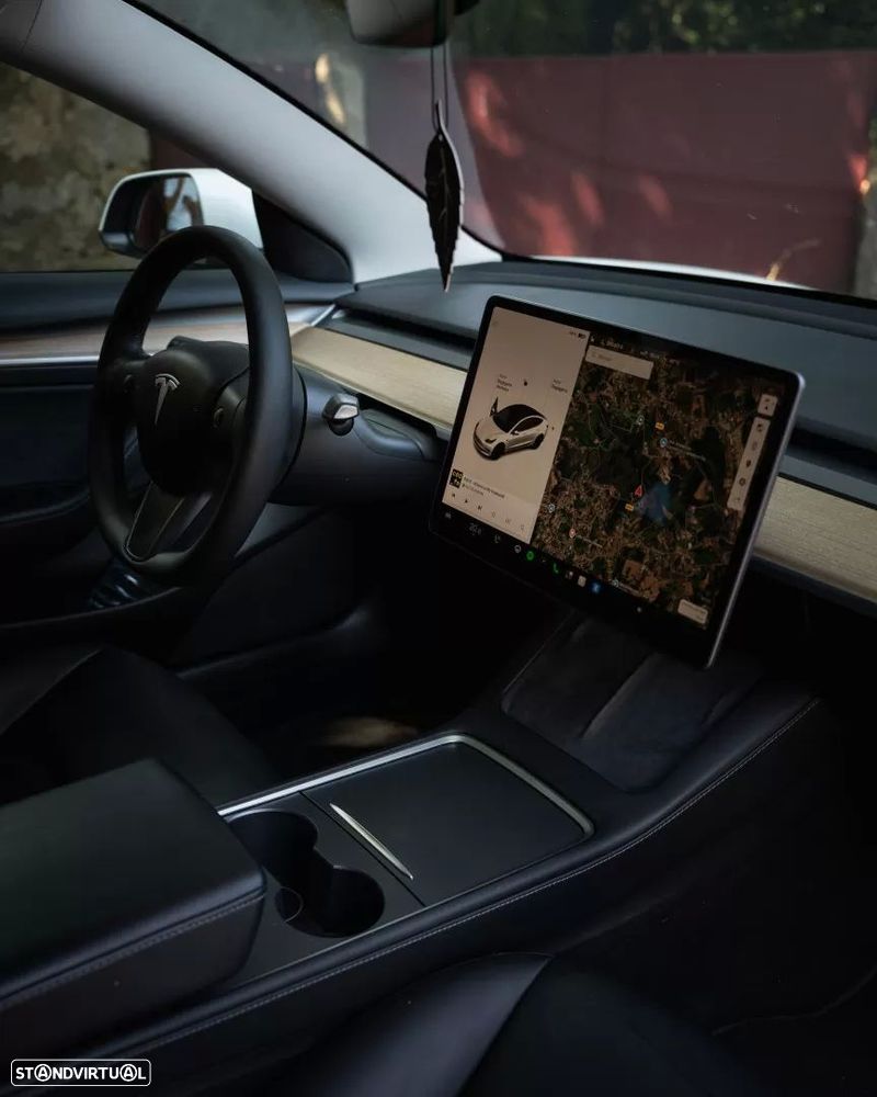 Tesla Model 3 Performance Dual Motor AWD — fotografia 11