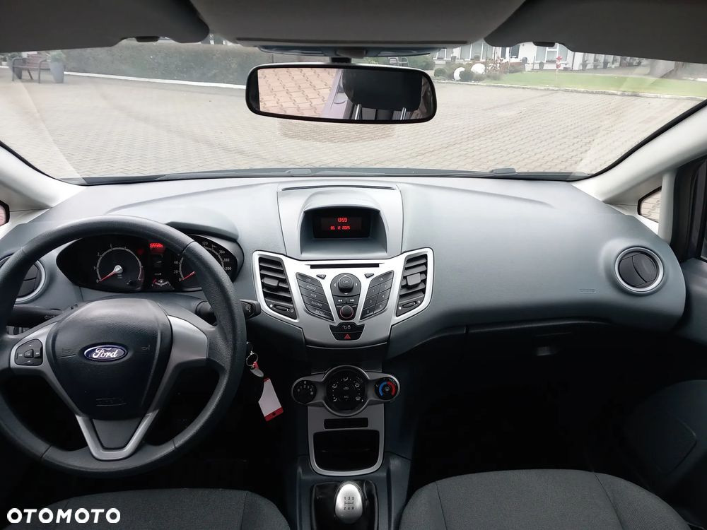 Ford Fiesta 1.25 Champions Edition - 20