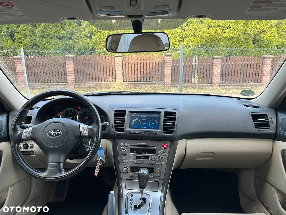 Subaru Outback - 10
