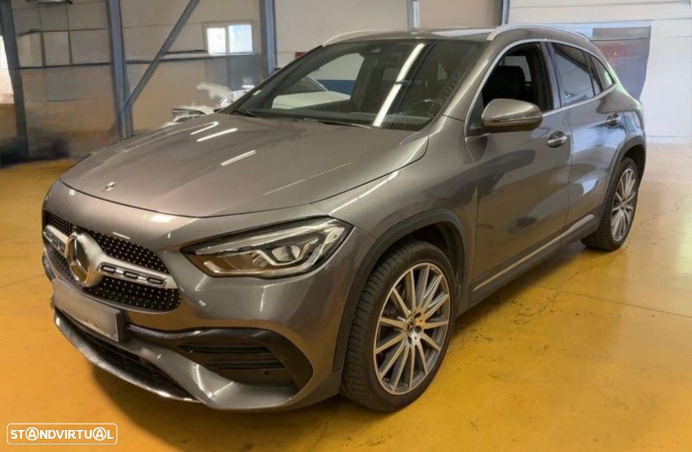 Mercedes-Benz GLA 250 e AMG Line - 1