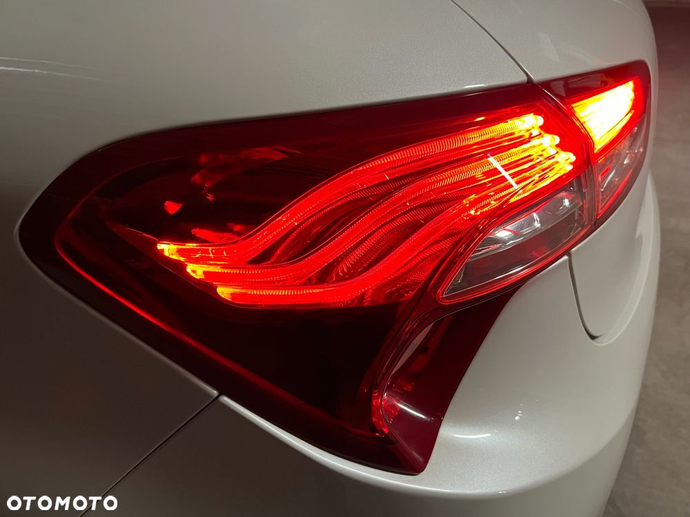 Citroën DS5 Hybrid4 EGS6 SportChic - 31