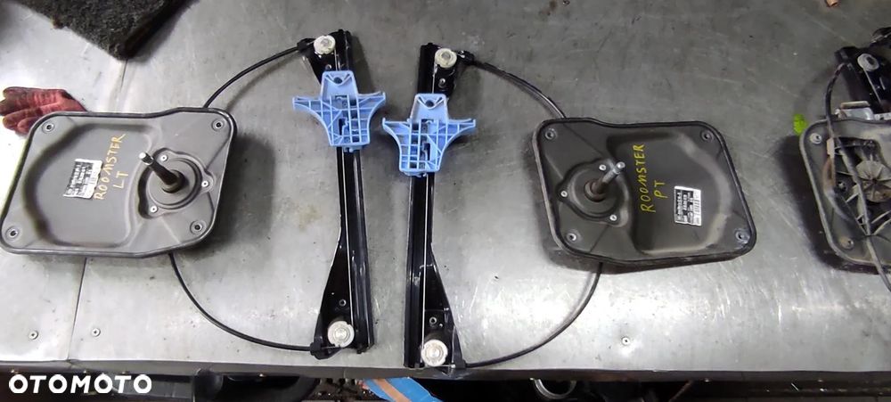 PODNOŚNIK MECHANIZM PODNOSZENIA SZYBY SKODA ROOMSTER TYŁ TYLNY LEWY PRAWY - 1