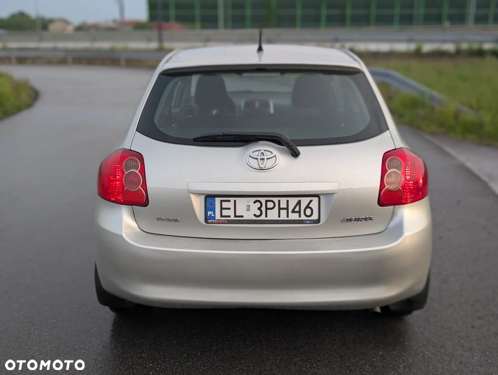Toyota Auris - 5