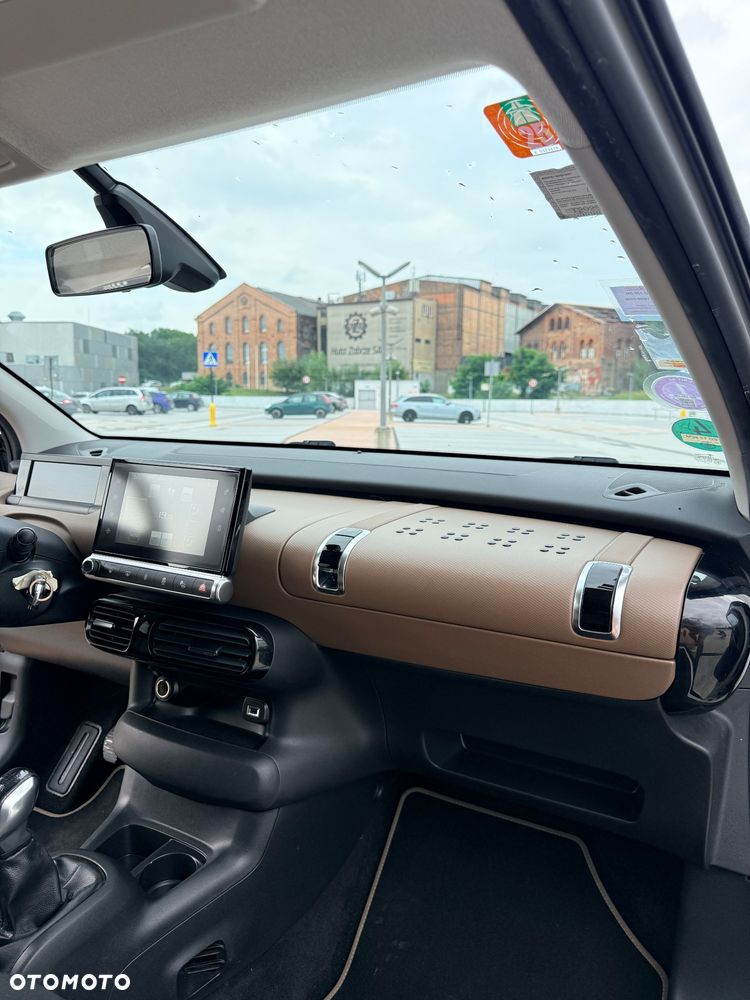 Citroën C4 Cactus 1.2 PureTech Shine Edition S&S - 18