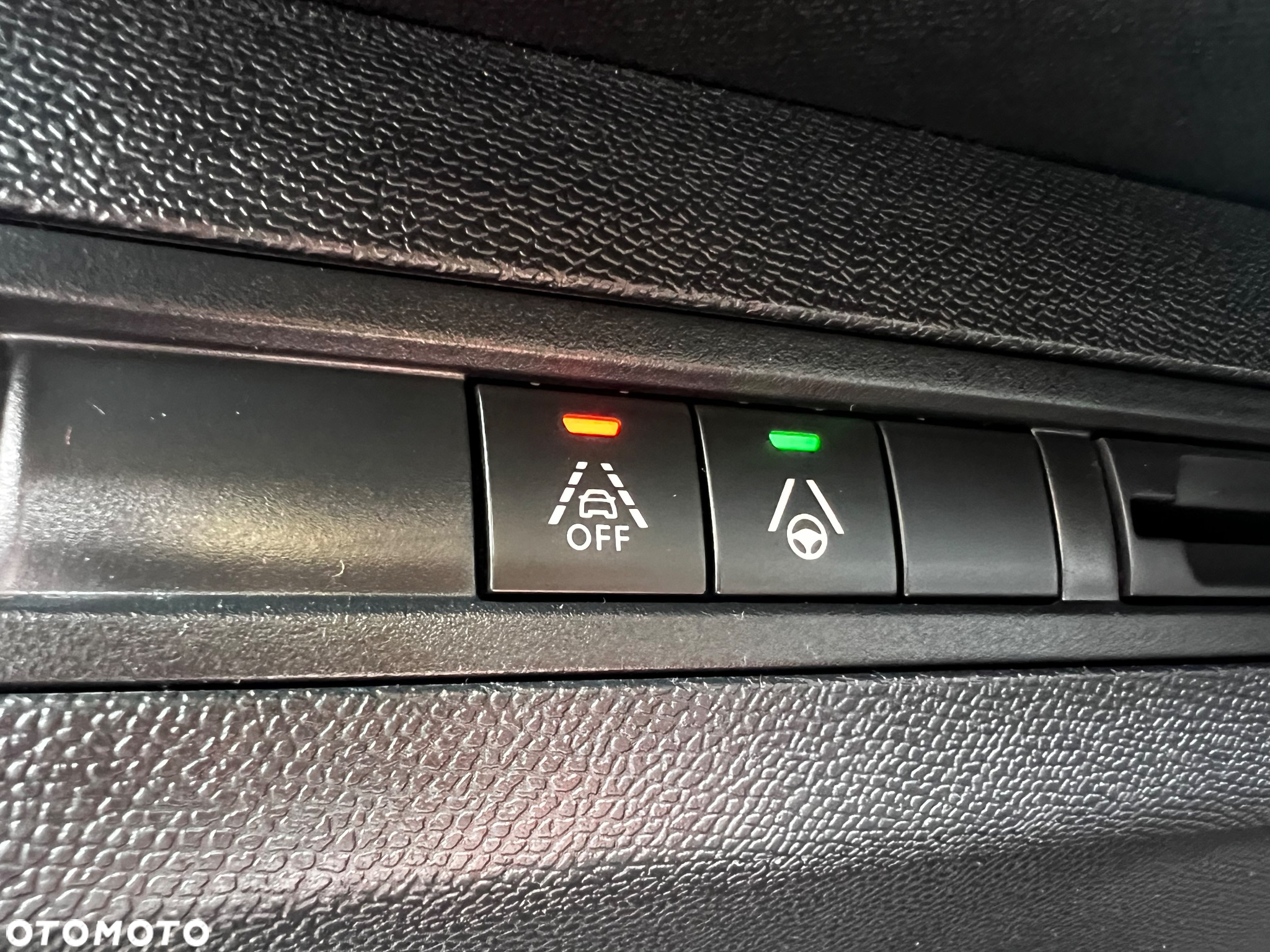 Peugeot 3008 BlueHDi 130 Stop & Start EAT8 GT - 14