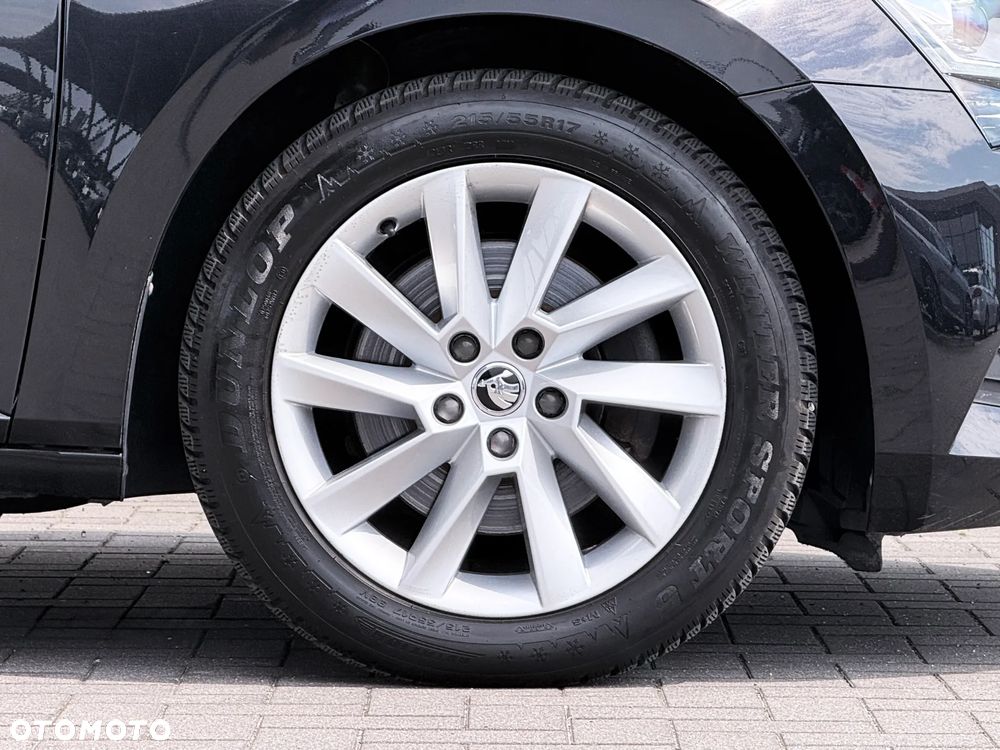 Skoda Superb 2.0 TDI SCR 4x4 Style DSG - 8