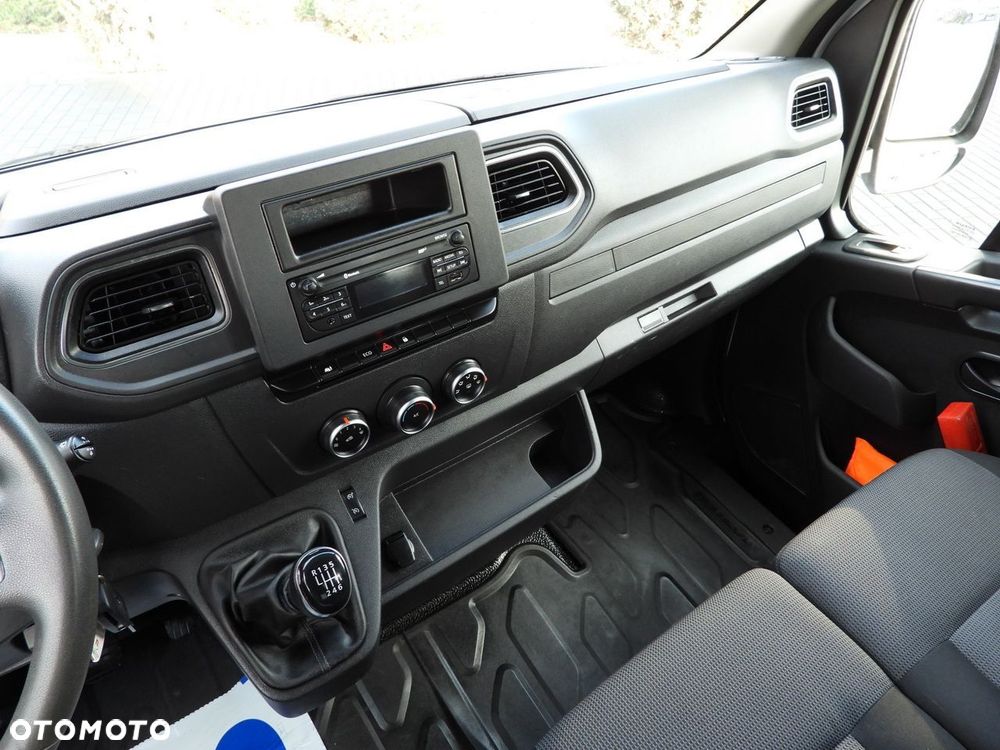 Renault MASTER WYWROTKA TEMPOMAT LEDY BLIŹNIACZE KOŁA KLIMATYZACJA  130KM - 30