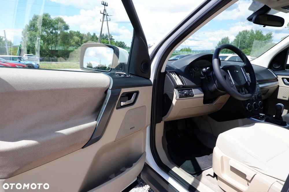 Land Rover Freelander TD4 S - 24