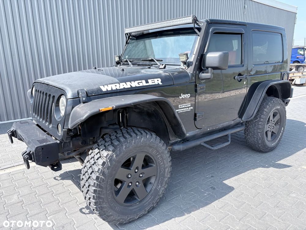 Jeep Wrangler - 1