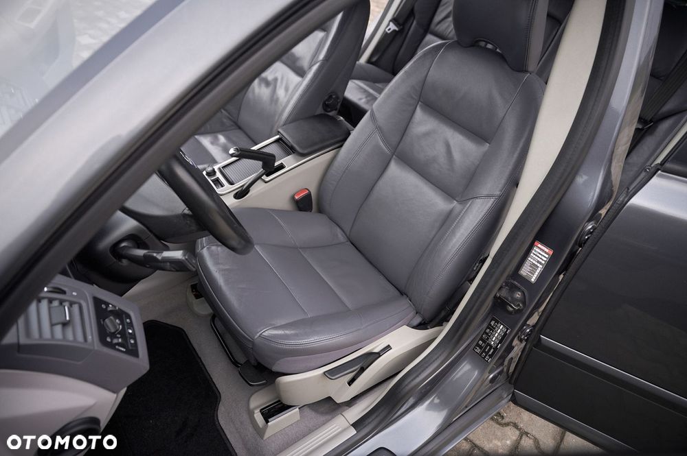 Volvo V50 2.0D DPF Momentum - 25