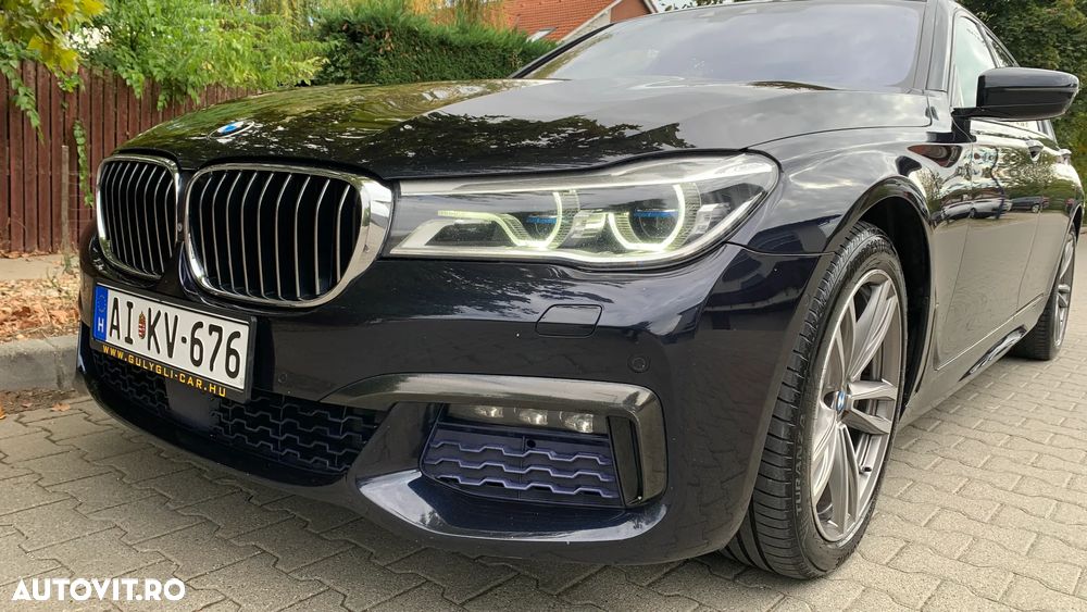 BMW Seria 7 750i xDrive - 9