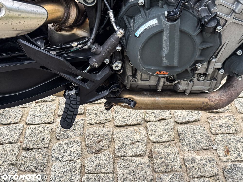 KTM Duke 790 - 23