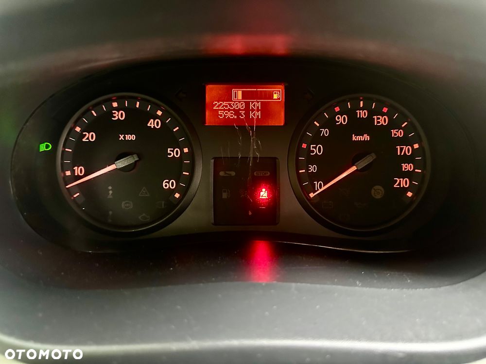 Renault Trafic - 11