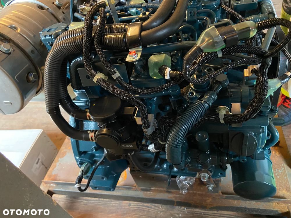 FV23% Silnik Kubota D1803-T Nowy Kompletny - 11