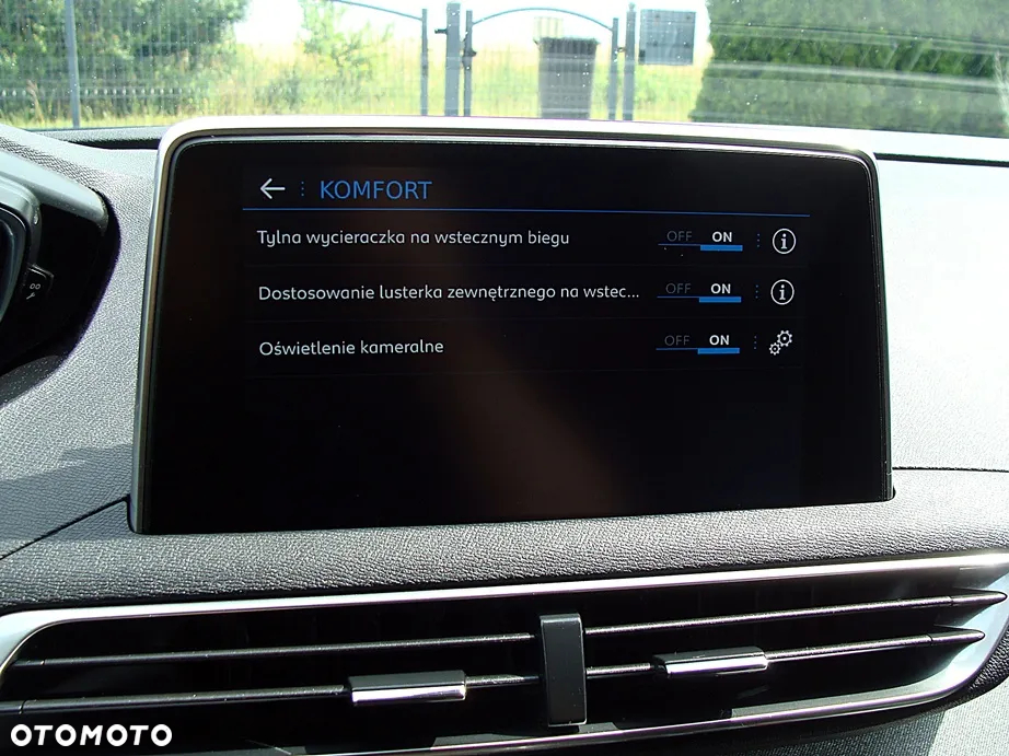 Peugeot 3008 BlueHDi 130 Stop & Start EAT8 Allure - 23