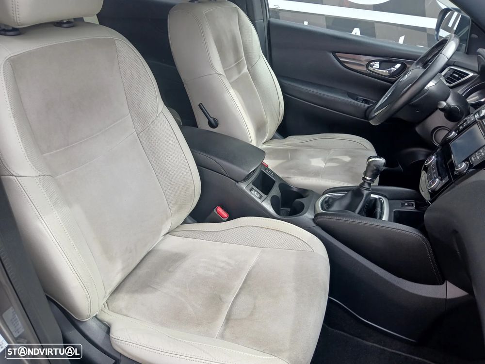 Nissan Qashqai 1.5 dCi Tekna Premium Pele S Alcantara - 17