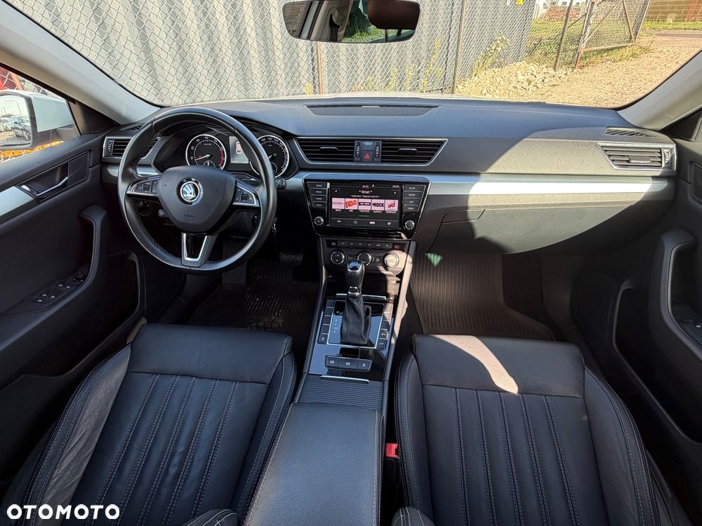 Skoda Superb 1.4 TSI ACT Sportline DSG - 9
