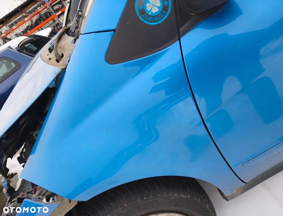 MERCEDES A-KLASA W169 08r BŁOTNIK LEWY PRZÓD PRZEDNI 955