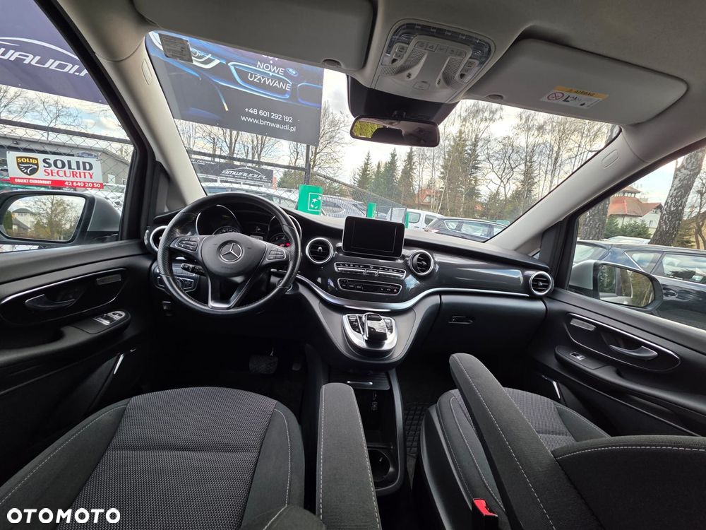 Mercedes-Benz Klasa V - 10