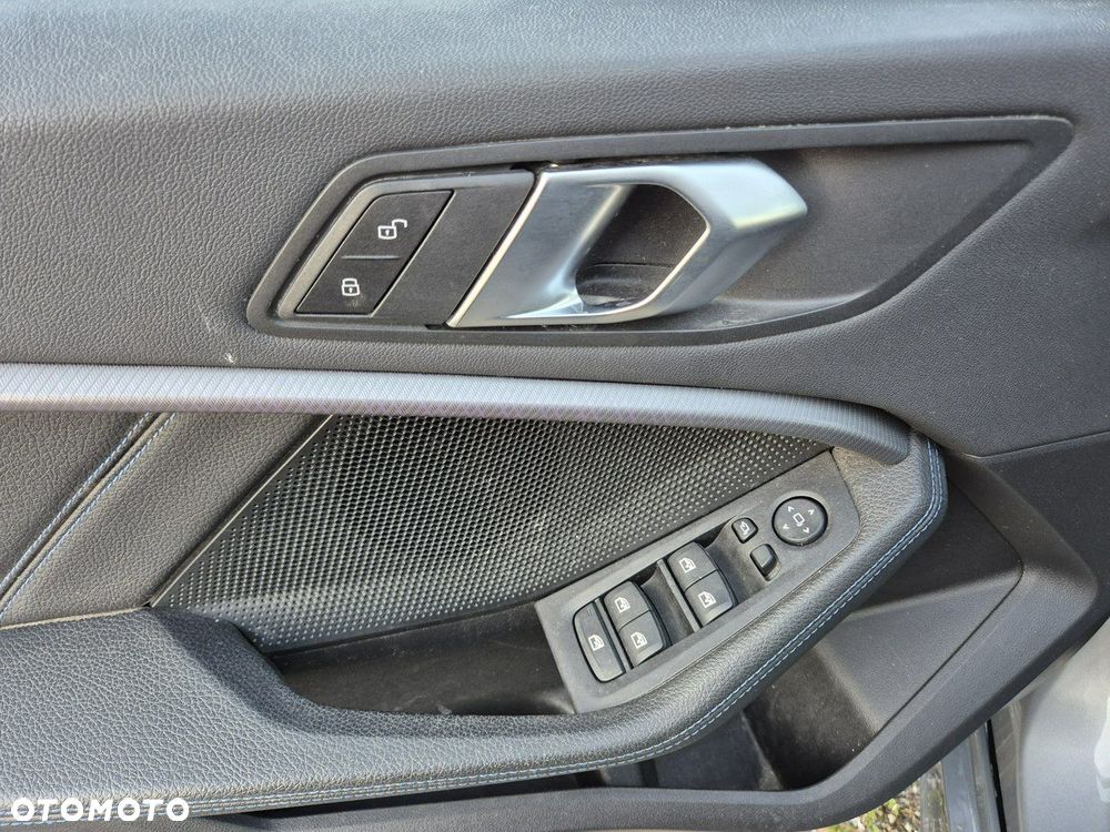 BMW Seria 1 118i Edition M Sport Shadow - 18