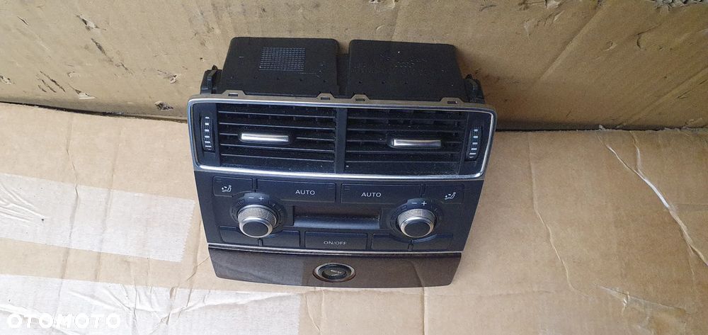 Panel nawiewu powietrza klimatyzacji tył kratka Audi A8 D3 4E0919158F 4E0819203B - 2
