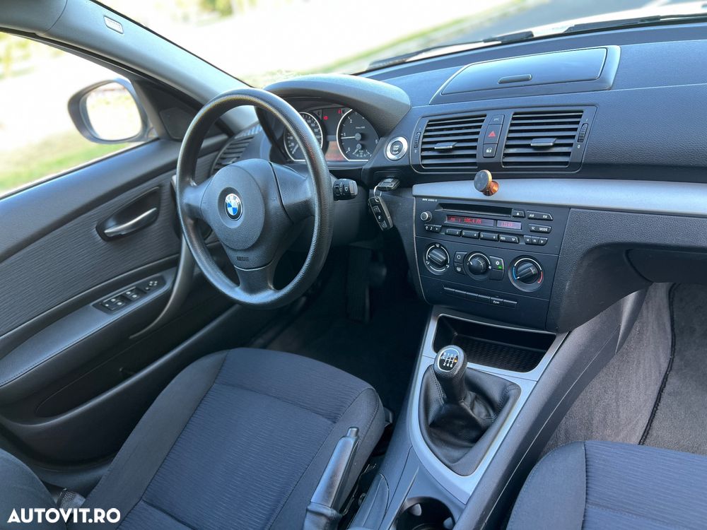 BMW Seria 1 118d - 8