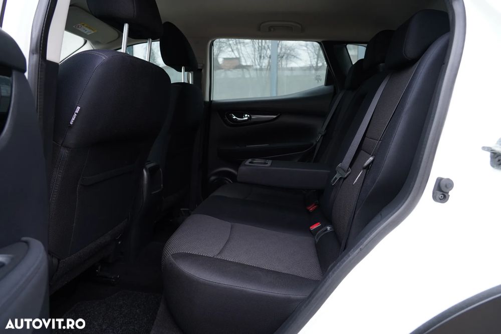 Nissan Qashqai 1.6 DCI ALL-MODE 4x4i TEKNA - 8