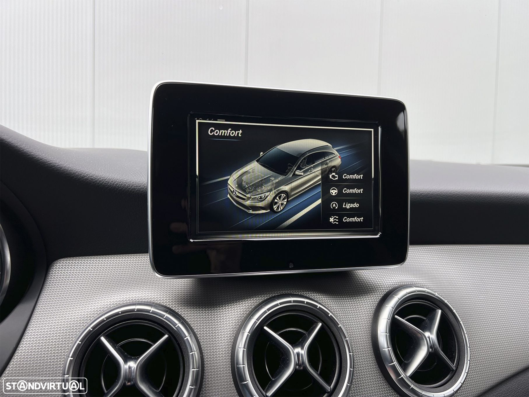 Mercedes-Benz CLA 180 d Shooting Brake - 31