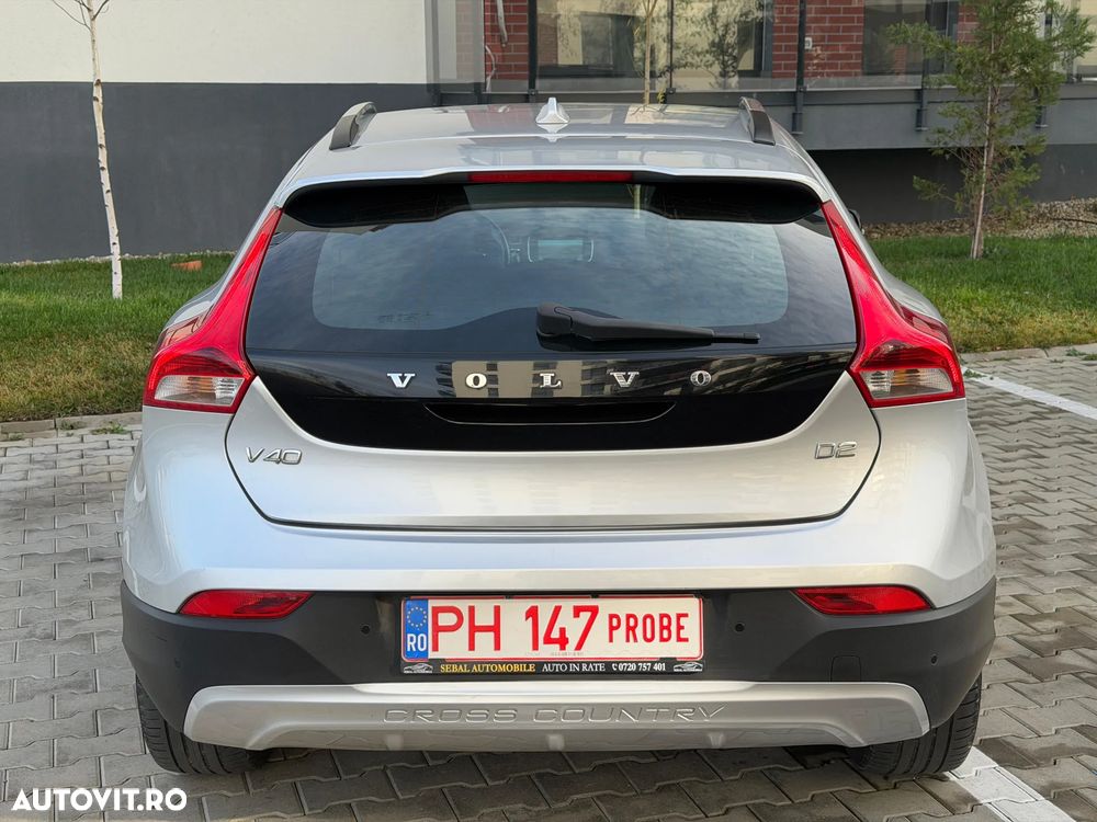 Volvo V40 Cross Country D2 Momentum - 5