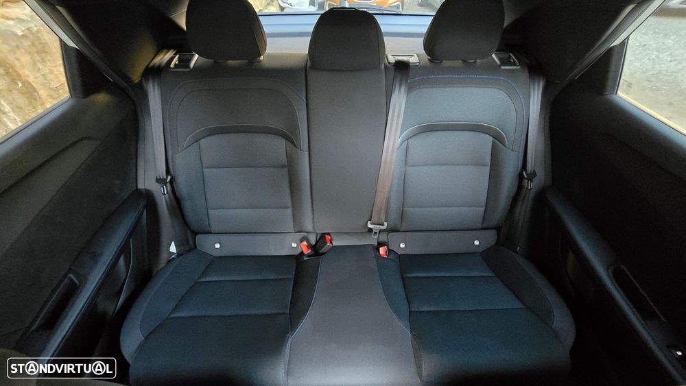 MG MG4 64 kWh Comfort - 44