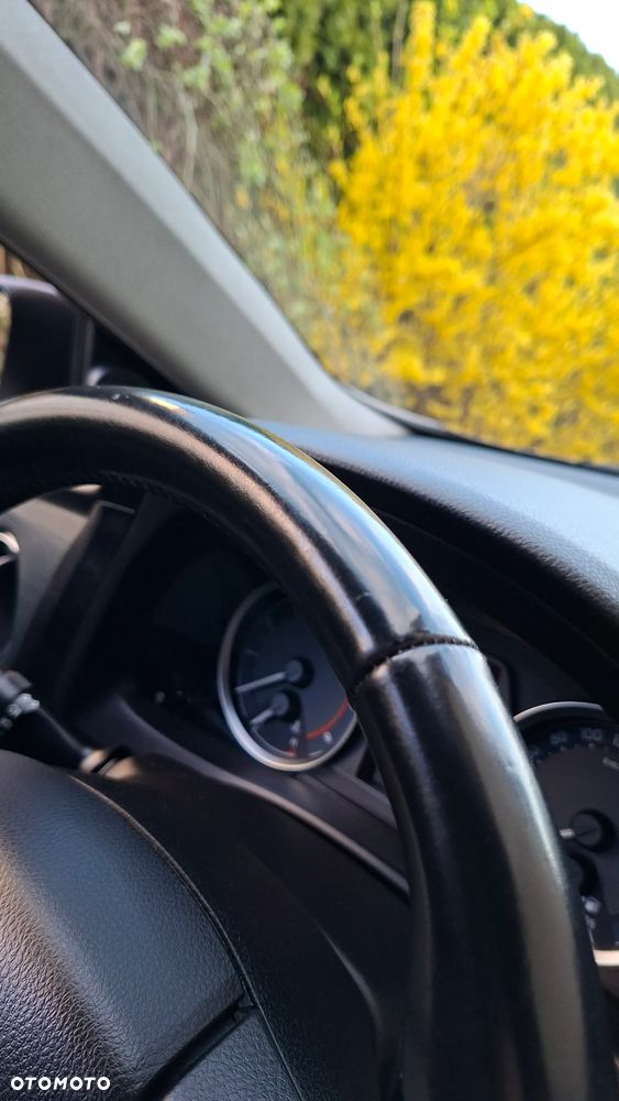 Toyota Auris 1.6 Sol - 18