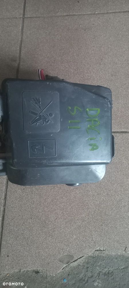 Kompl. skrzynka bezpieczników Dacia Sandero II poznan - 1