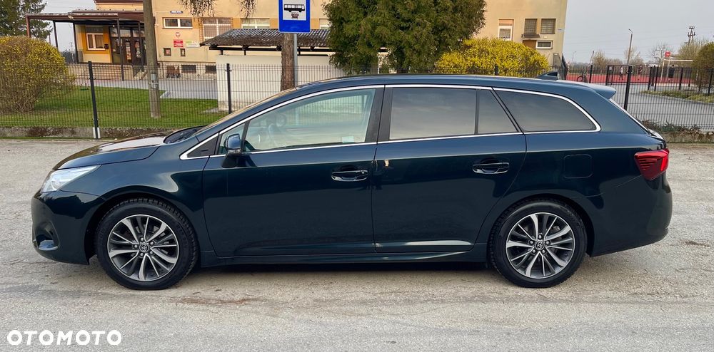 Toyota Avensis 1.8 Prestige - 7