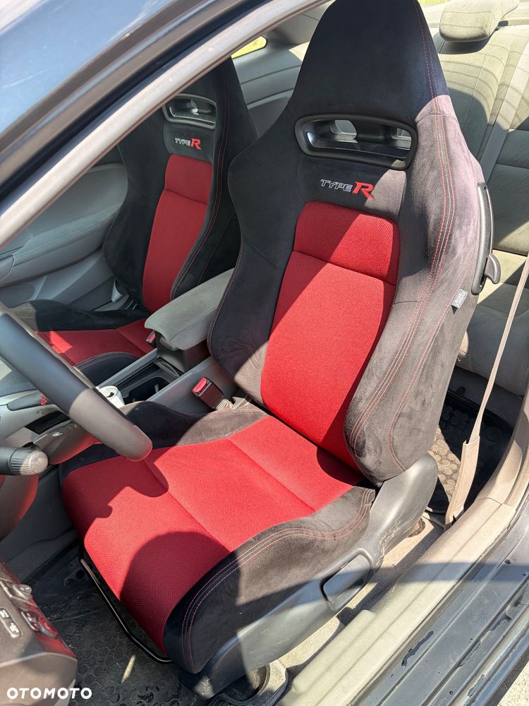 Honda Civic 1.8 LX - 10