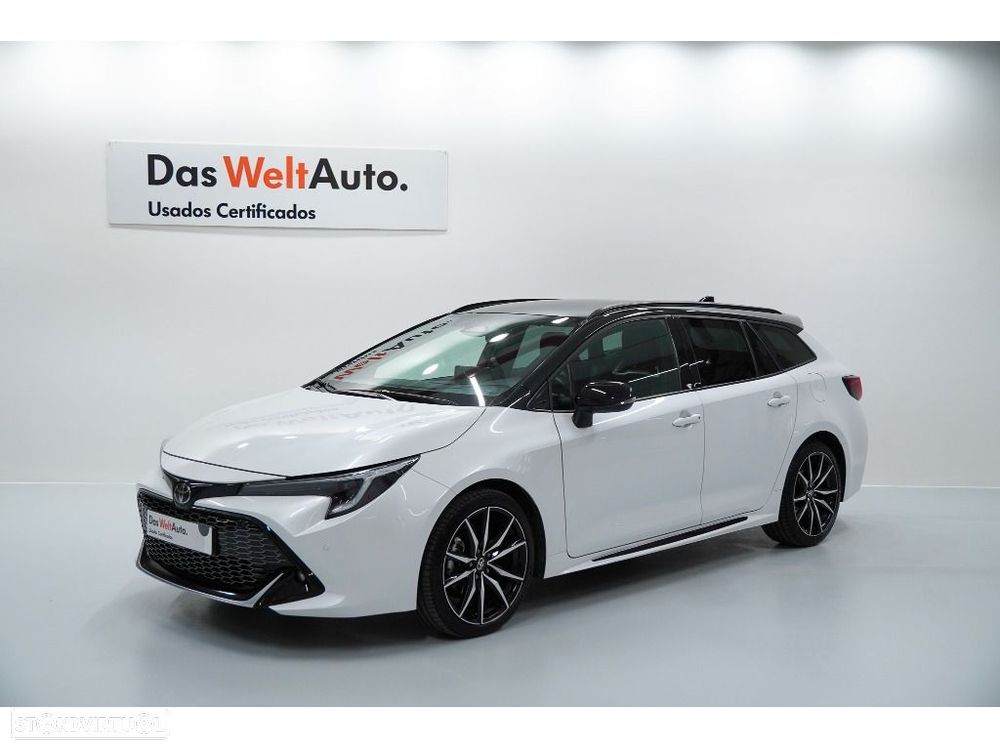 Toyota Corolla Touring Sports - 1