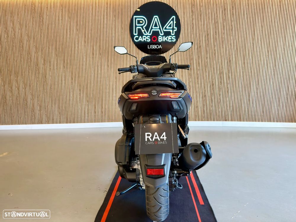 Yamaha NMAX - 14